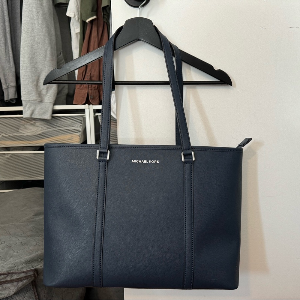 Michael Kors Sady Leather Handbag